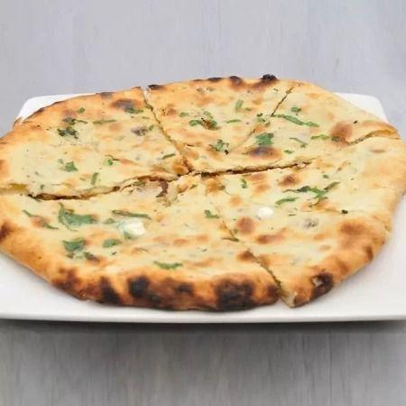 Aloo Naan / Naan aux Pommes de Terre