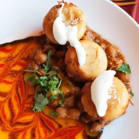 Aloo Tikki Chaat / Aloo Tikki Chaat
